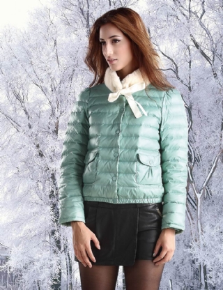 Fashion Short Women‘s Fur Collar Down Jacket